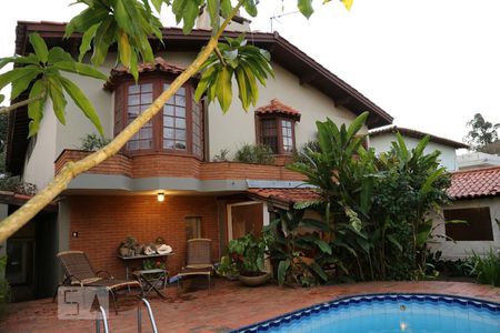 Casa para alugar com 438m², 4 quartos e 5 vagasÁrea de Serviço