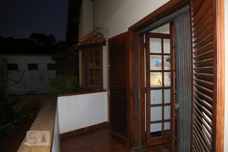 Casa para alugar com 438m², 4 quartos e 5 vagasVaranda