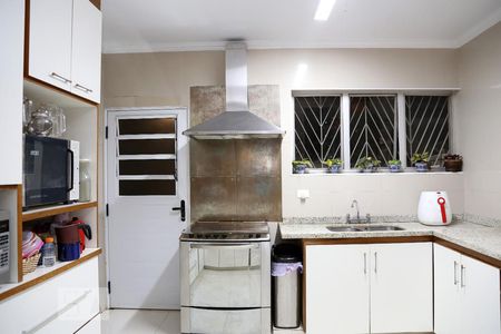 Casa para alugar com 438m², 4 quartos e 5 vagasCozinha