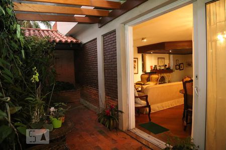 Casa para alugar com 438m², 4 quartos e 5 vagasVaranda da Sala