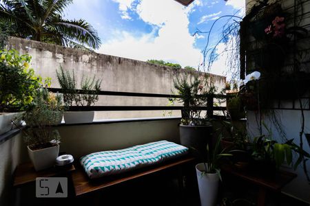 Sacada de apartamento à venda com 3 quartos, 75m² em Vila Mariana, São Paulo