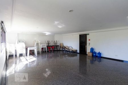 Apartamento à venda com 75m², 3 quartos e 2 vagasSalão de Festas