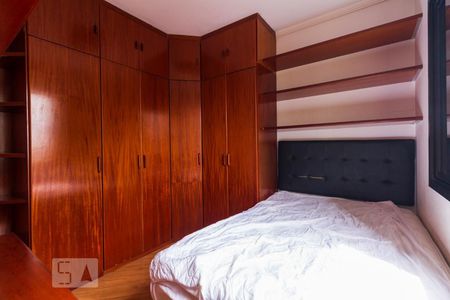 Apartamento à venda com 75m², 3 quartos e 2 vagasQuarto 2