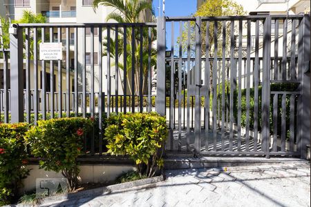 Apartamento à venda com 75m², 3 quartos e 2 vagasFachada