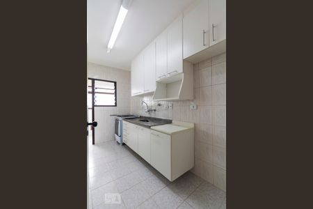 Apartamento à venda com 75m², 3 quartos e 2 vagasCozinha
