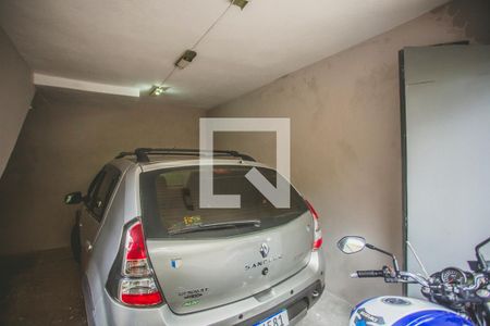 Casa à venda com 260m², 6 quartos e 1 vaga Casa à venda com 260m², 6 quartos e 1 vagaGaragem