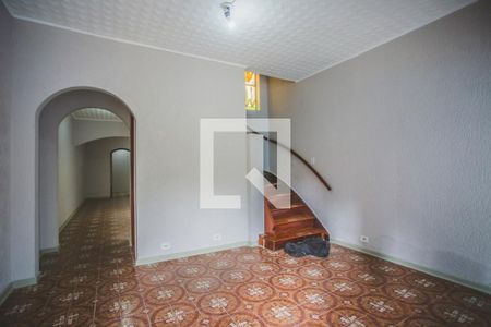 Casa à venda com 260m², 6 quartos e 1 vaga Casa à venda com 260m², 6 quartos e 1 vagaSala de Tv