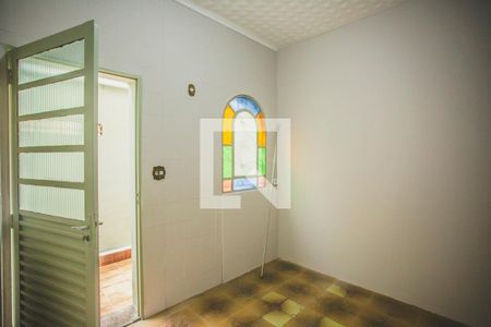 Casa à venda com 260m², 6 quartos e 1 vaga Casa à venda com 260m², 6 quartos e 1 vagaQuarto de Serviço