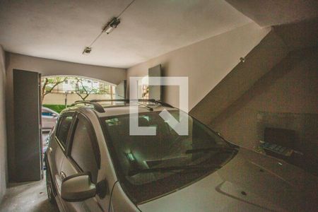 Casa à venda com 260m², 6 quartos e 1 vaga Casa à venda com 260m², 6 quartos e 1 vagaGaragem