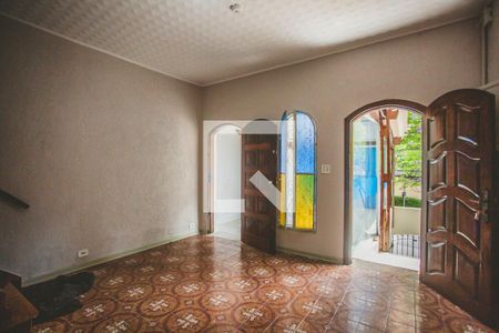 Casa à venda com 260m², 6 quartos e 1 vaga Casa à venda com 260m², 6 quartos e 1 vagaSala de Tv