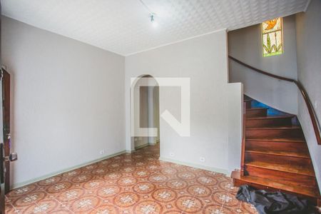 Casa à venda com 260m², 6 quartos e 1 vaga Casa à venda com 260m², 6 quartos e 1 vagaSala de Tv