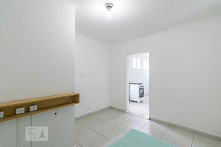 Sala/Quarto de casa para alugar com 1 quarto, 35m² em Jardim Santo Alberto, Santo André