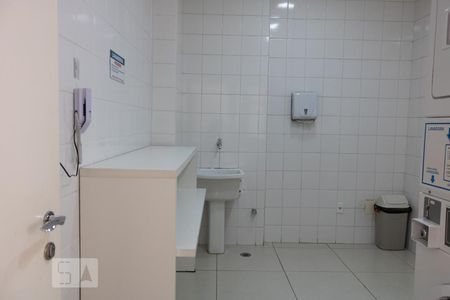 Apartamento para alugar com 38m², 1 quarto e 1 vagaÁrea comum - Lavanderia