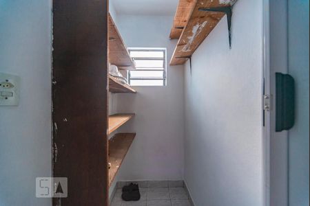 Casa à venda com 66m², 2 quartos e sem vaga Casa à venda com 66m², 2 quartos e sem vagaDespensa