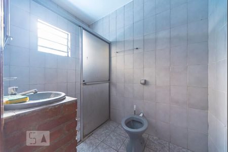 Banheiro  de casa para alugar com 2 quartos, 66m² em Jardim Santo Alberto, Santo André