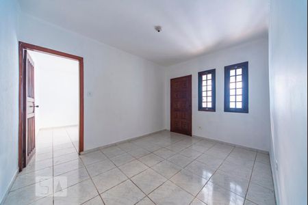 Quarto 1 de casa para alugar com 2 quartos, 66m² em Jardim Santo Alberto, Santo André