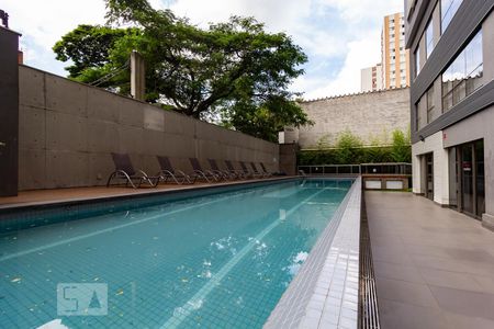 Apartamento à venda com 74m², 1 quarto e 1 vagaÁrea comum - Piscina