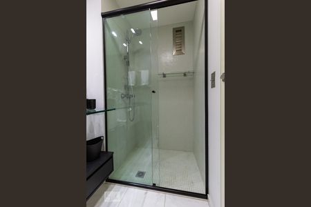 Apartamento à venda com 74m², 1 quarto e 1 vagaBanheiro