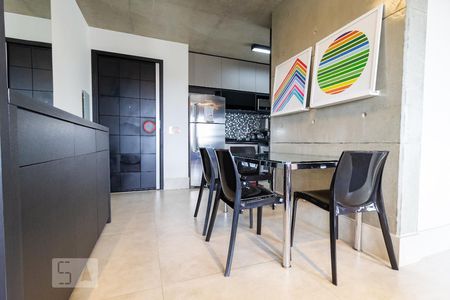 Apartamento à venda com 74m², 1 quarto e 1 vagaSala