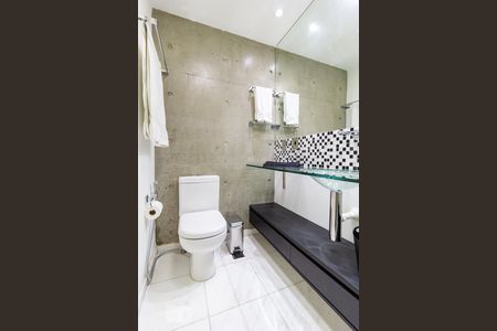 Banheiro de apartamento à venda com 1 quarto, 74m² em Jardim Novo Santo Amaro, São Paulo
