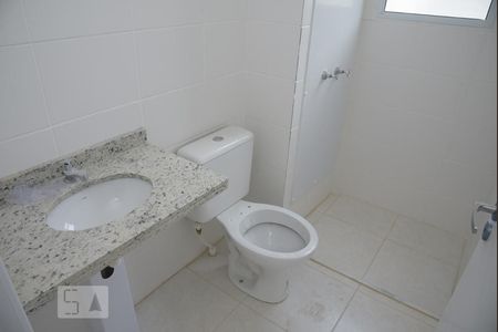 Banheiro Social de apartamento à venda com 2 quartos, 60m² em Curicica, Rio de Janeiro