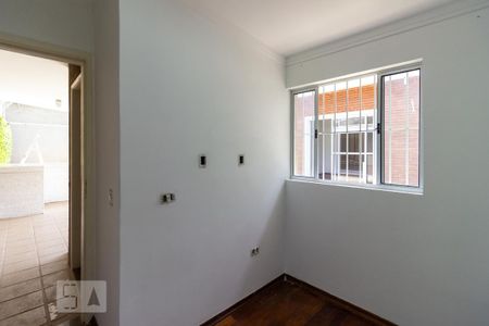Casa de condomínio para alugar com 380m², 4 quartos e 4 vagas Casa de condomínio para alugar com 380m², 4 quartos e 4 vagasQuarto Área Externa