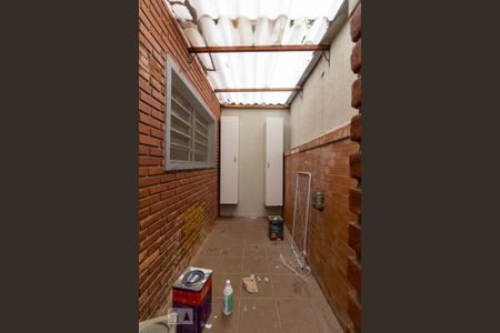 Casa de condomínio para alugar com 380m², 4 quartos e 4 vagas Casa de condomínio para alugar com 380m², 4 quartos e 4 vagasCorredor Lateral