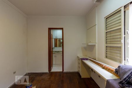 Casa de condomínio para alugar com 380m², 4 quartos e 4 vagas Casa de condomínio para alugar com 380m², 4 quartos e 4 vagasSuíte 2