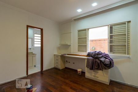Casa de condomínio para alugar com 380m², 4 quartos e 4 vagas Casa de condomínio para alugar com 380m², 4 quartos e 4 vagasSuíte 2
