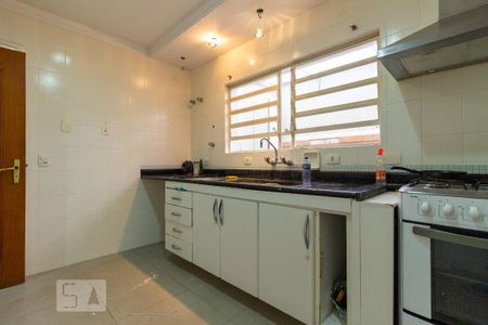 Casa de condomínio para alugar com 380m², 4 quartos e 4 vagas Casa de condomínio para alugar com 380m², 4 quartos e 4 vagasCozinha