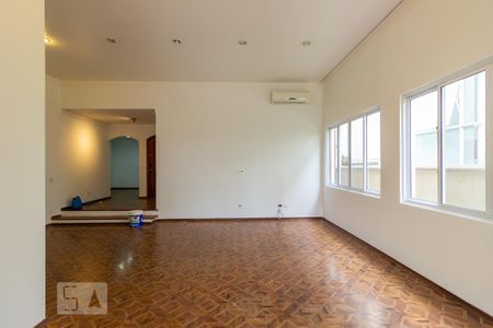Sala de casa de condomínio para alugar com 4 quartos, 380m² em Alphaville, Santana de Parnaíba