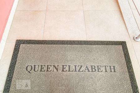 Apartamento à venda com 143m², 3 quartos e 1 vaga Apartamento à venda com 143m², 3 quartos e 1 vagaEntrada