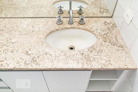 Apartamento à venda com 143m², 3 quartos e 1 vaga Apartamento à venda com 143m², 3 quartos e 1 vagaBanheiro do Quarto 2