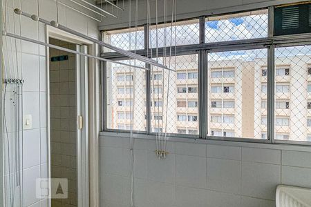 Apartamento à venda com 143m², 3 quartos e 1 vaga Apartamento à venda com 143m², 3 quartos e 1 vagaÁrea de Serviço