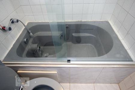 Apartamento para alugar com 96m², 3 quartos e 2 vagas Apartamento para alugar com 96m², 3 quartos e 2 vagasBanheiro da Suíte