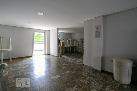 Apartamento para alugar com 96m², 3 quartos e 2 vagas Apartamento para alugar com 96m², 3 quartos e 2 vagasÁrea Comum - Salão de Festas