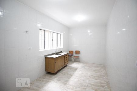 Casa à venda com 180m², 2 quartos e 1 vaga Casa à venda com 180m², 2 quartos e 1 vagaCozinha