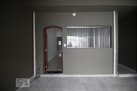 Casa à venda com 180m², 2 quartos e 1 vaga Casa à venda com 180m², 2 quartos e 1 vagaEntrada