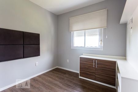 Apartamento à venda com 83m², 2 quartos e 3 vagas Apartamento à venda com 83m², 2 quartos e 3 vagasSuite