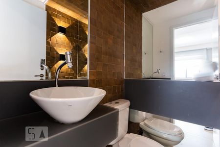 Apartamento à venda com 83m², 2 quartos e 3 vagas Apartamento à venda com 83m², 2 quartos e 3 vagasLavabo