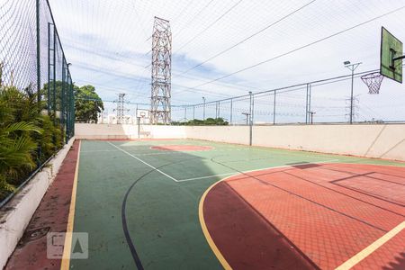 Apartamento à venda com 83m², 2 quartos e 3 vagas Apartamento à venda com 83m², 2 quartos e 3 vagasQuadra