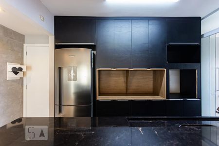 Apartamento à venda com 83m², 2 quartos e 3 vagas Apartamento à venda com 83m², 2 quartos e 3 vagasCozinha
