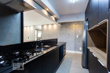 Apartamento à venda com 83m², 2 quartos e 3 vagas Apartamento à venda com 83m², 2 quartos e 3 vagasCozinha