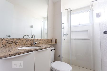 Apartamento à venda com 83m², 2 quartos e 3 vagas Apartamento à venda com 83m², 2 quartos e 3 vagasBanheiro