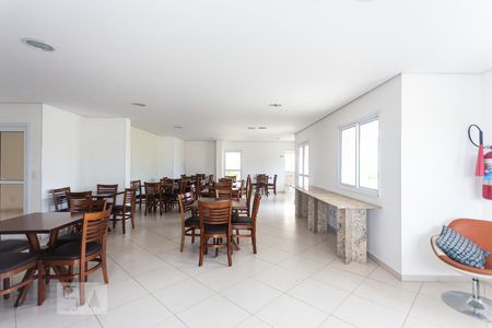 Apartamento à venda com 83m², 2 quartos e 3 vagas Apartamento à venda com 83m², 2 quartos e 3 vagasÁrea comum - Salão de festas