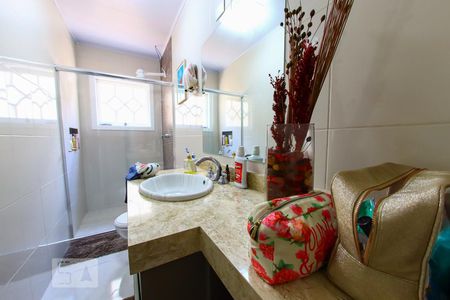 Casa de condomínio à venda com 247m², 4 quartos e 5 vagas Banheiro