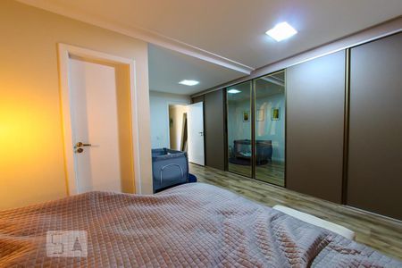 Suite  de casa de condomínio à venda com 4 quartos, 247m² em Portal dos Gramados, Guarulhos
