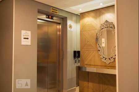 Elevador de apartamento para alugar com 2 quartos, 60m² em Harmonia, Canoas