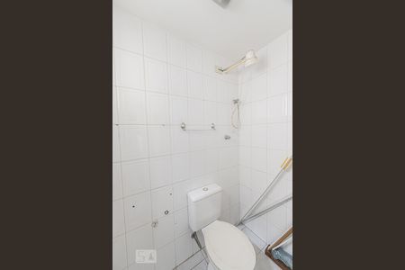Apartamento para alugar com 93m², 3 quartos e 2 vagas Apartamento para alugar com 93m², 3 quartos e 2 vagasBanheiro de Serviço