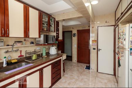 Apartamento à venda com 129m², 3 quartos e 2 vagasCozinha